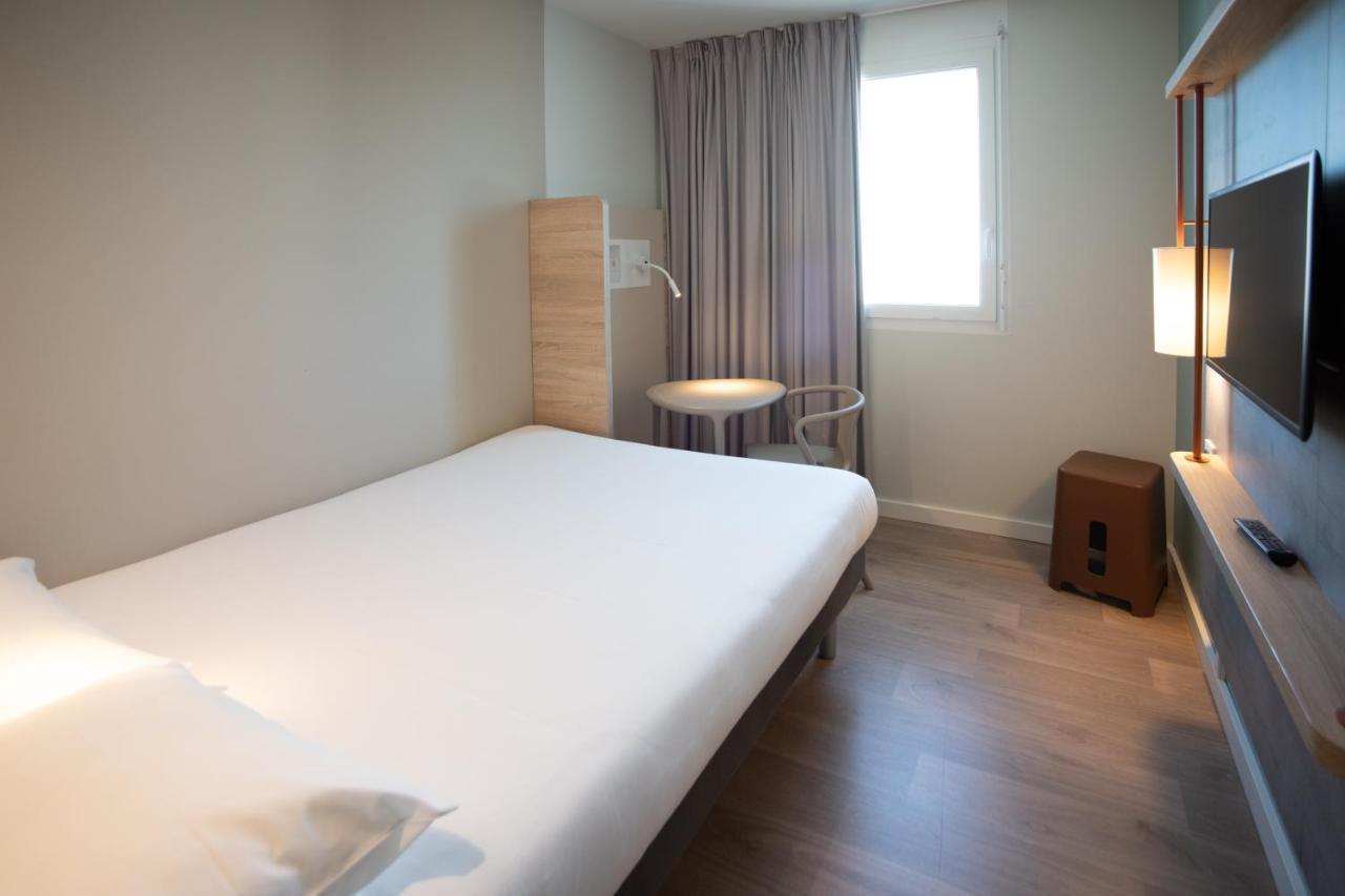 Ibis Budget Fribourg Eksteriør bilde